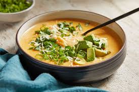 🥑 Creamy Avocado & Potato Soup
